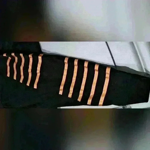 Akademiks Mens Shirt Gold & Black sz 4XL - Picture 5 of 7